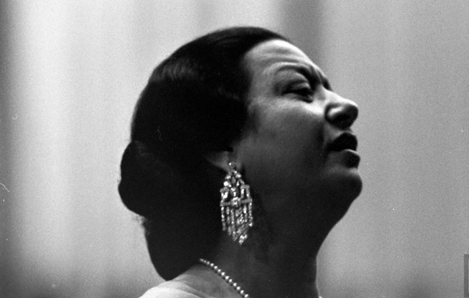La famille d'Oum Kalthoum accuse un écrivain égyptien de diffamation