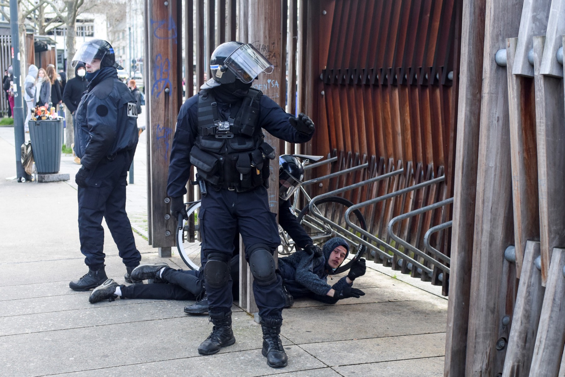 Un adolescent blessé par balle dans un bus au centre de Rennes
