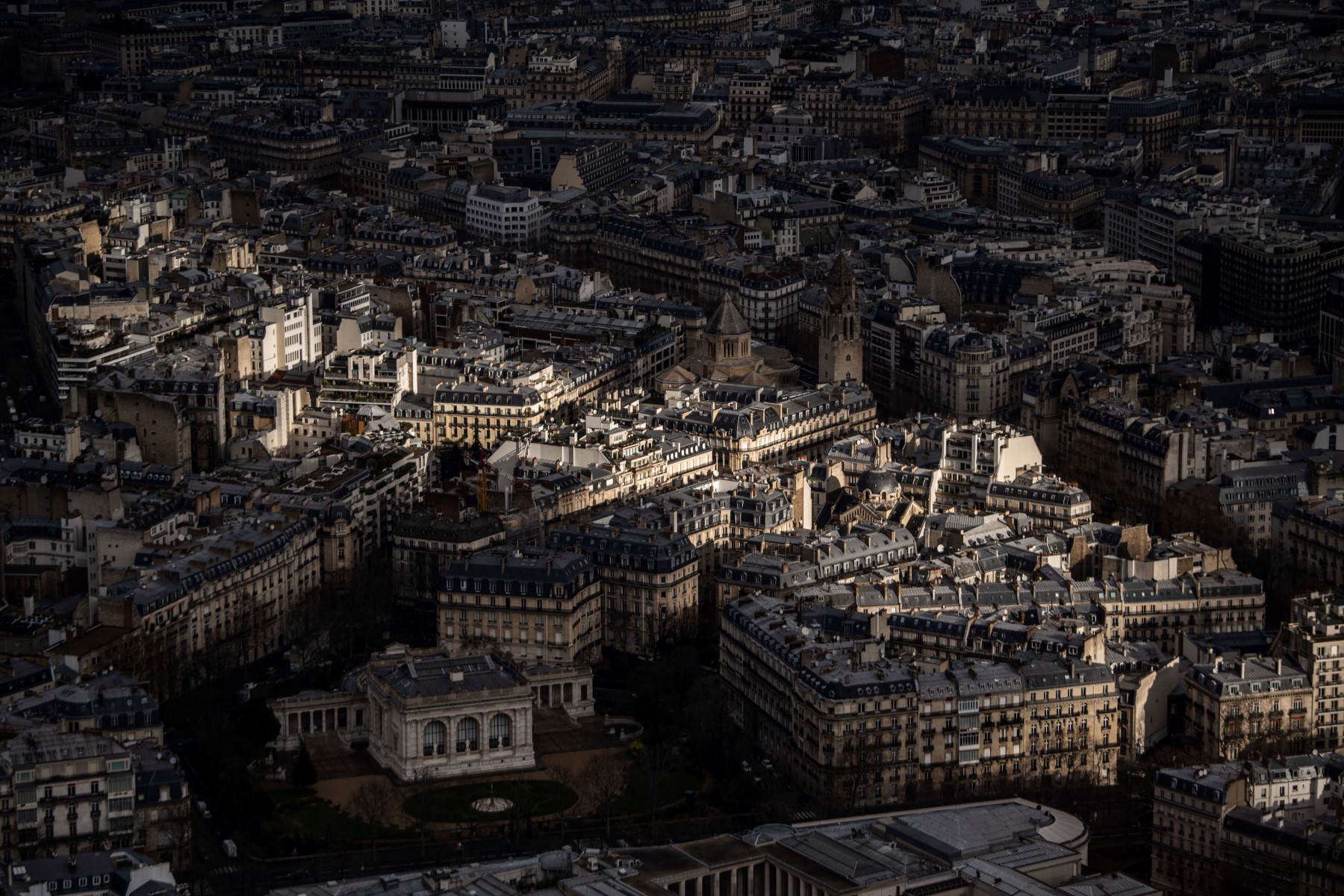 A Paris, la traque des locations touristiques illégales reprend