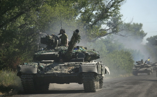 L'Ukraine réclame la «parité de feu» avec les Russes après le retrait de Severodonetsk