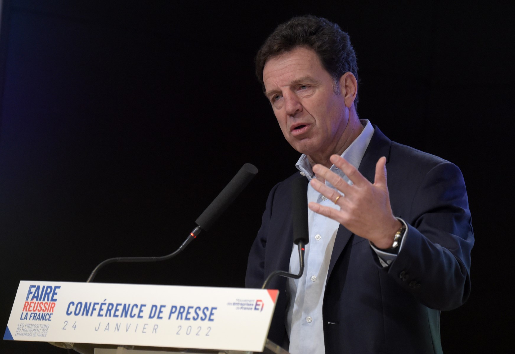 Ukraine: «la politique doit prendre le pas sur l'économie» pour le patron du Medef