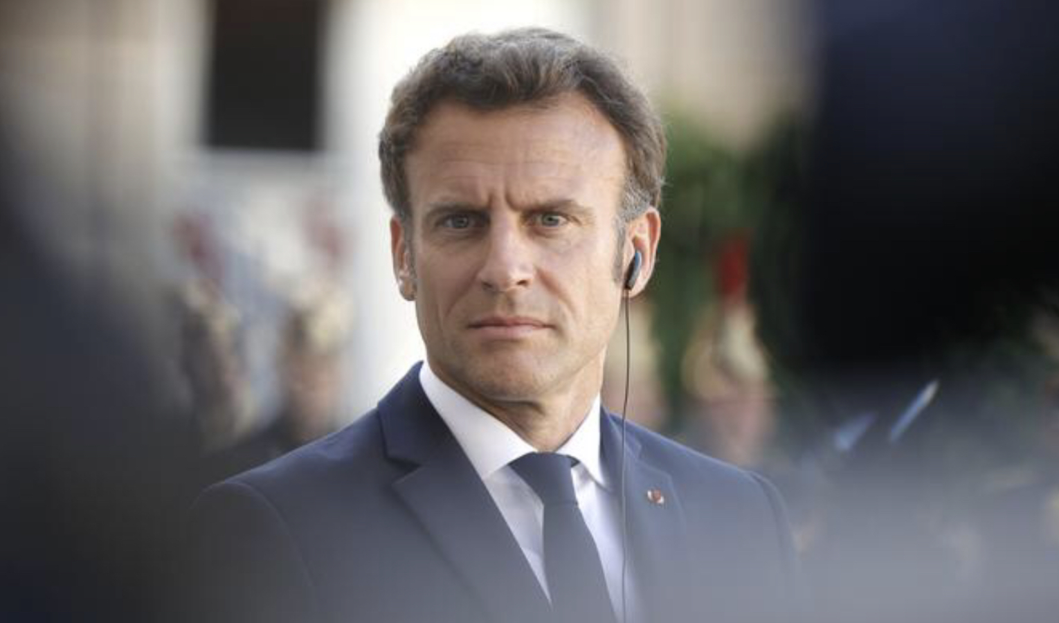 Au pied du mur, Macron consulte les partis et Borne se montre « au travail»