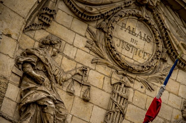 Un nouvel élu RN assigné en justice pour s'être approprié un nom à particule