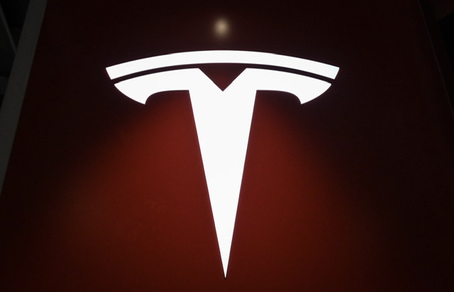Tesla veut diviser son action par trois pour attirer salariés et petits actionnaires