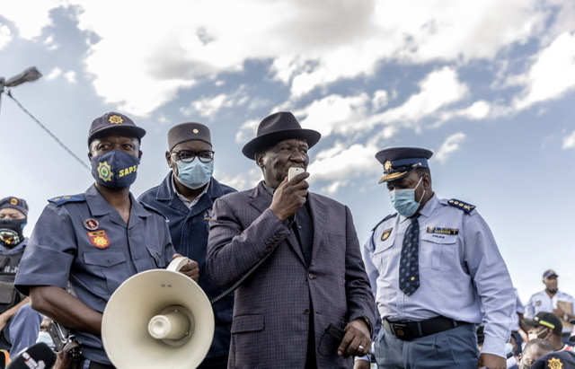 Afrique du Sud: Explosion des crimes violents, dénonce le ministre de l'Intérieur
