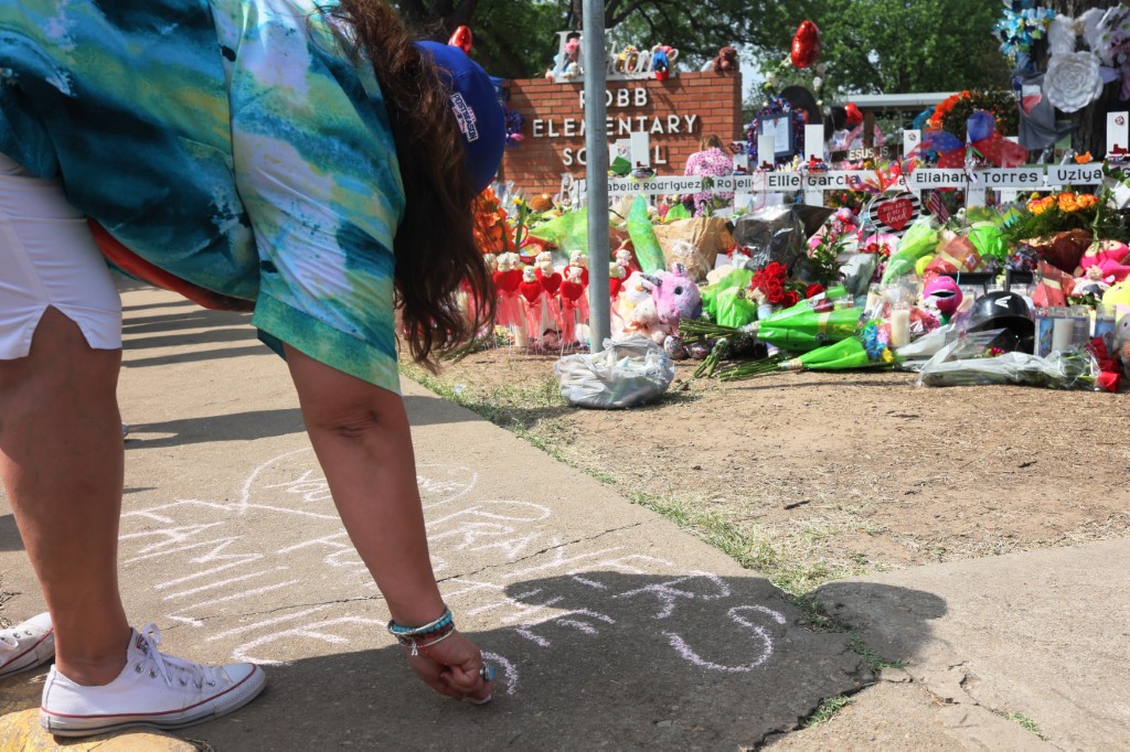Après la tuerie du Texas, manifestations aux Etats-Unis pour «arrêter le massacre» des armes à feu
