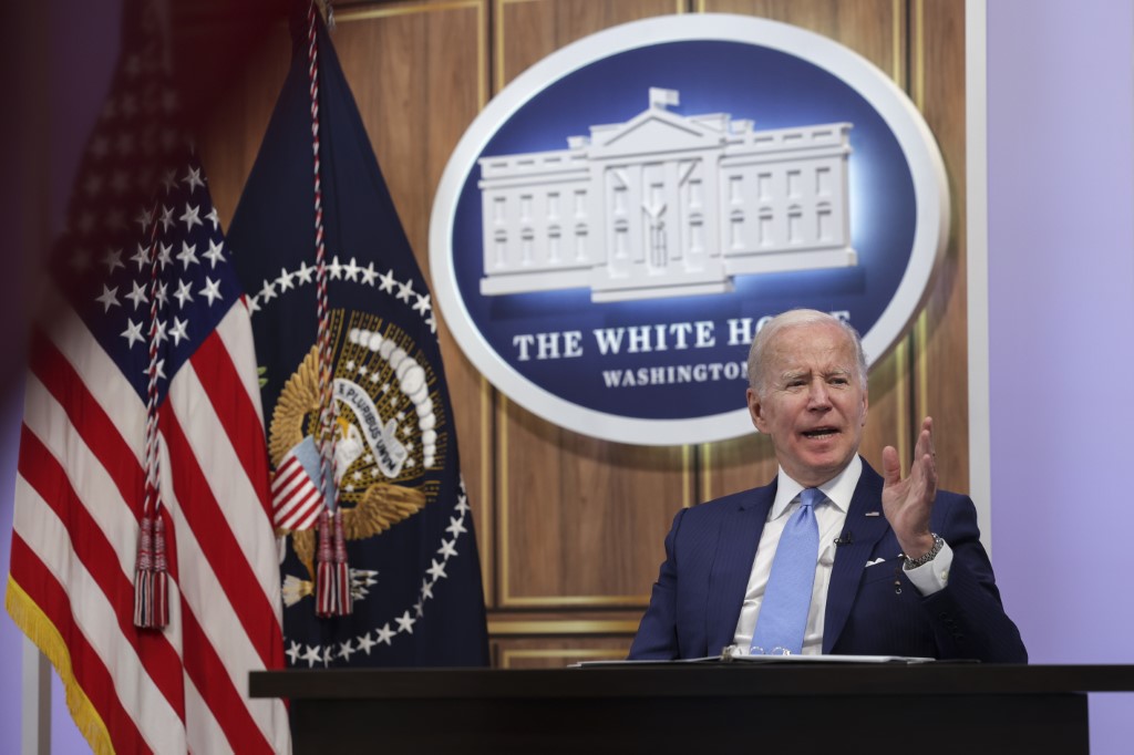 Biden veut garder le contrôle, mais est démuni face à l'inflation aux Etats-Unis