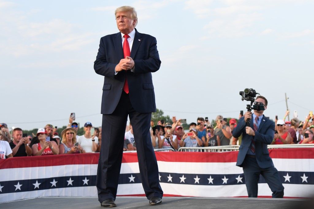 Inculper ou ne pas inculper: le dilemme Trump