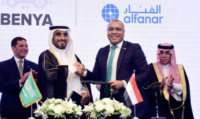L’Arabie saoudite et l’Égypte concluent des accords d’investissement pour 7,7 milliards de dollars