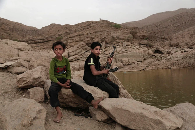 Les Houthis accusés d'endoctriner et de recruter des enfants