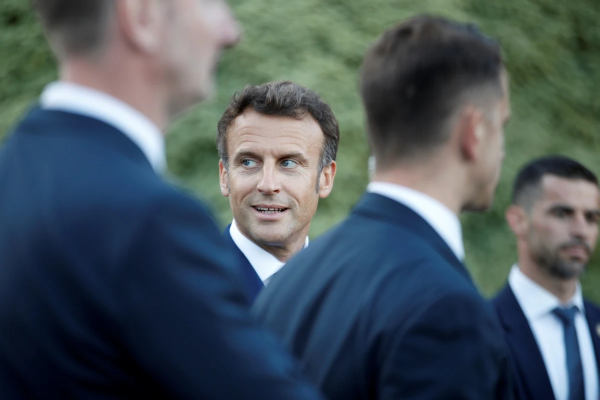 Grève des diplomates: le Sénat « comprend » leur « émotion »