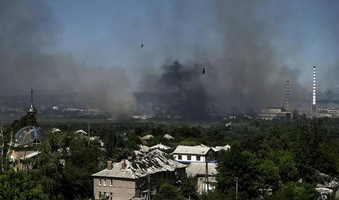 Ukraine: les bombardements russes s'intensifient au seuil d'une semaine «historique» pour Kiev