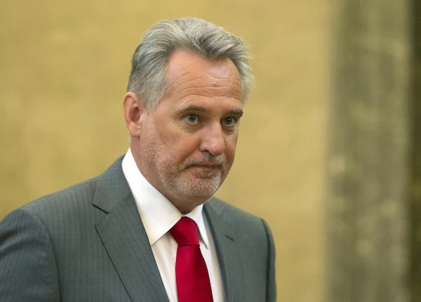 Sanctionné par l'Ukraine dans le passé pour ses liens étroits avec la Russie, Dmytro Firtash, l'un des citoyens les plus riches du pays, a fait la une des journaux internationaux cette semaine pour avoir déclaré qu'il abritait des centaines d'Ukrainiens dans son usine chimique. (AFP)