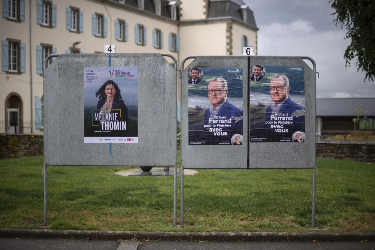 La chute de Ferrand, un message «anti-Macron» venu du centre Bretagne