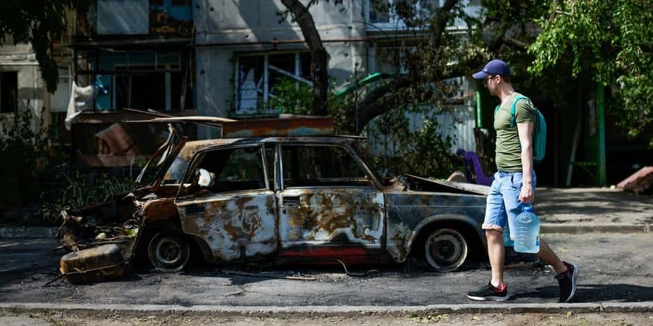 Dans l'est de l'Ukraine, deux villes se préparent au pire
