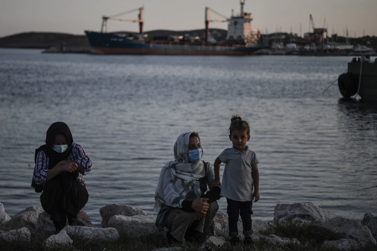 La Grèce empêche plus de mille migrants venant de Turquie de débarquer sur ses îles