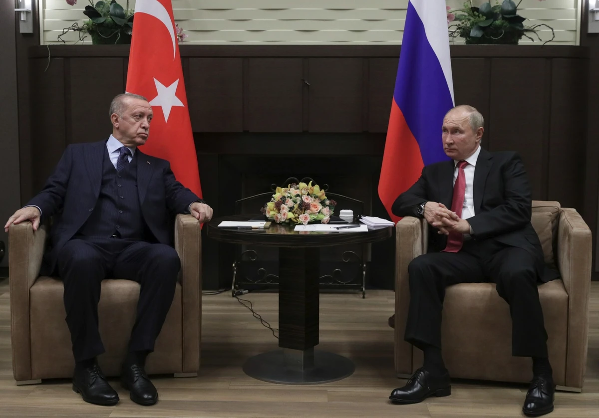 Céréales ukrainiennes: La Turquie prête à accueillir une «réunion à quatre»