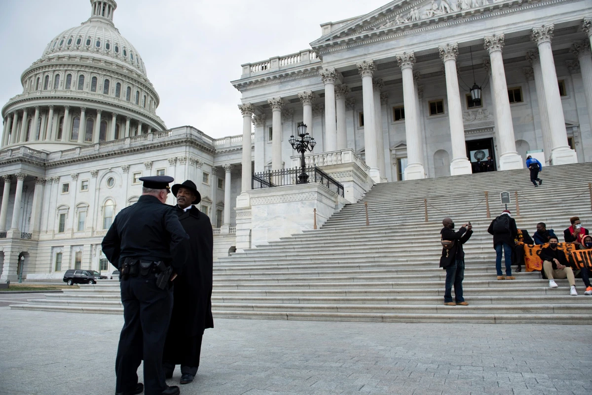 USA: accord a minima sur les armes à feu entre des sénateurs républicains et démocrates