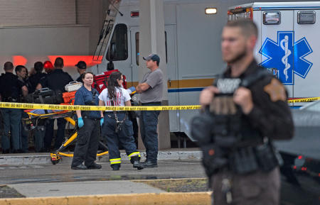 USA: 3 morts lors d'une fusillade dans un centre commercial