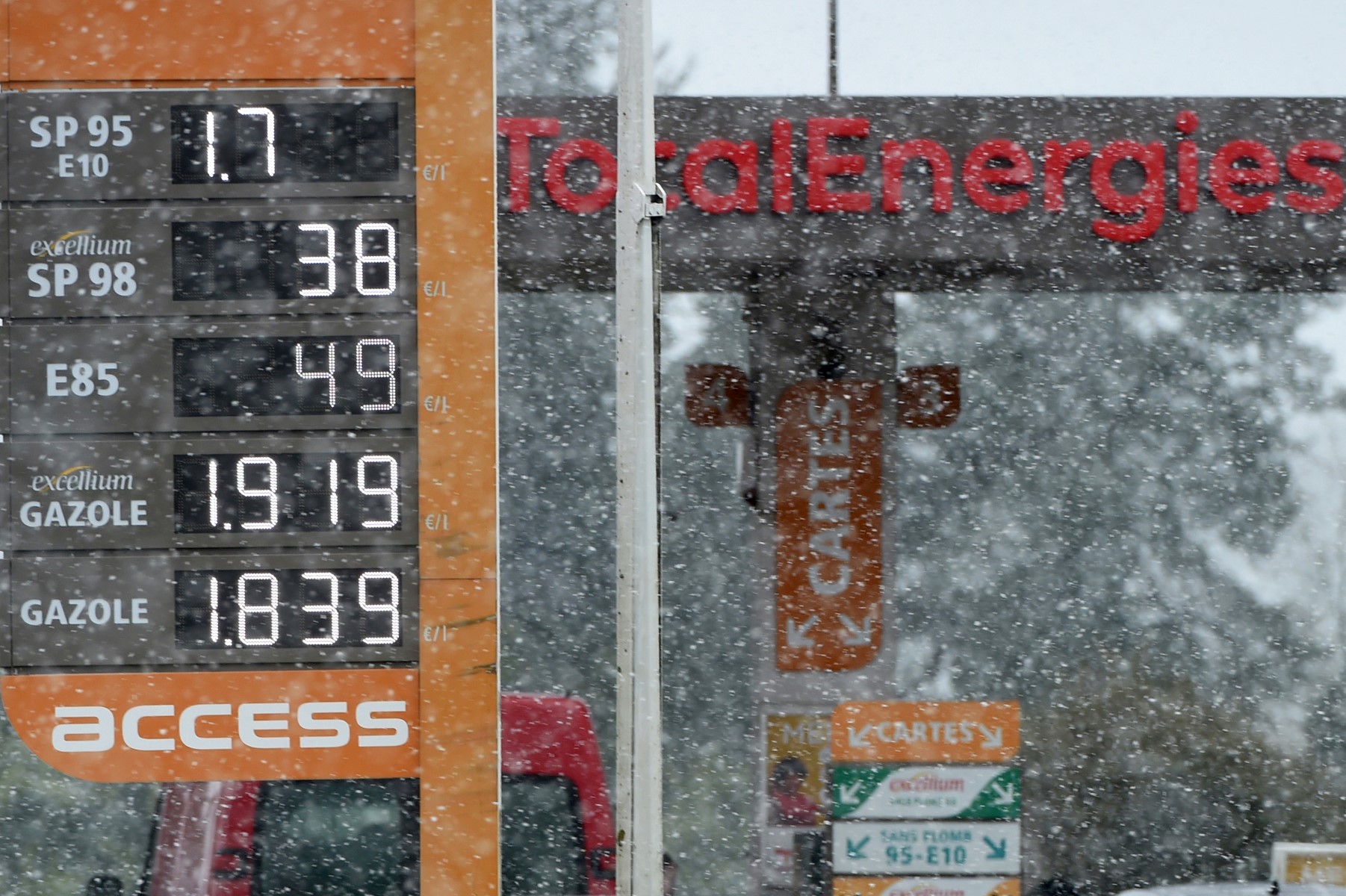Aide carburant versée par les employeurs: l'Assemblée vote un doublement du plafond