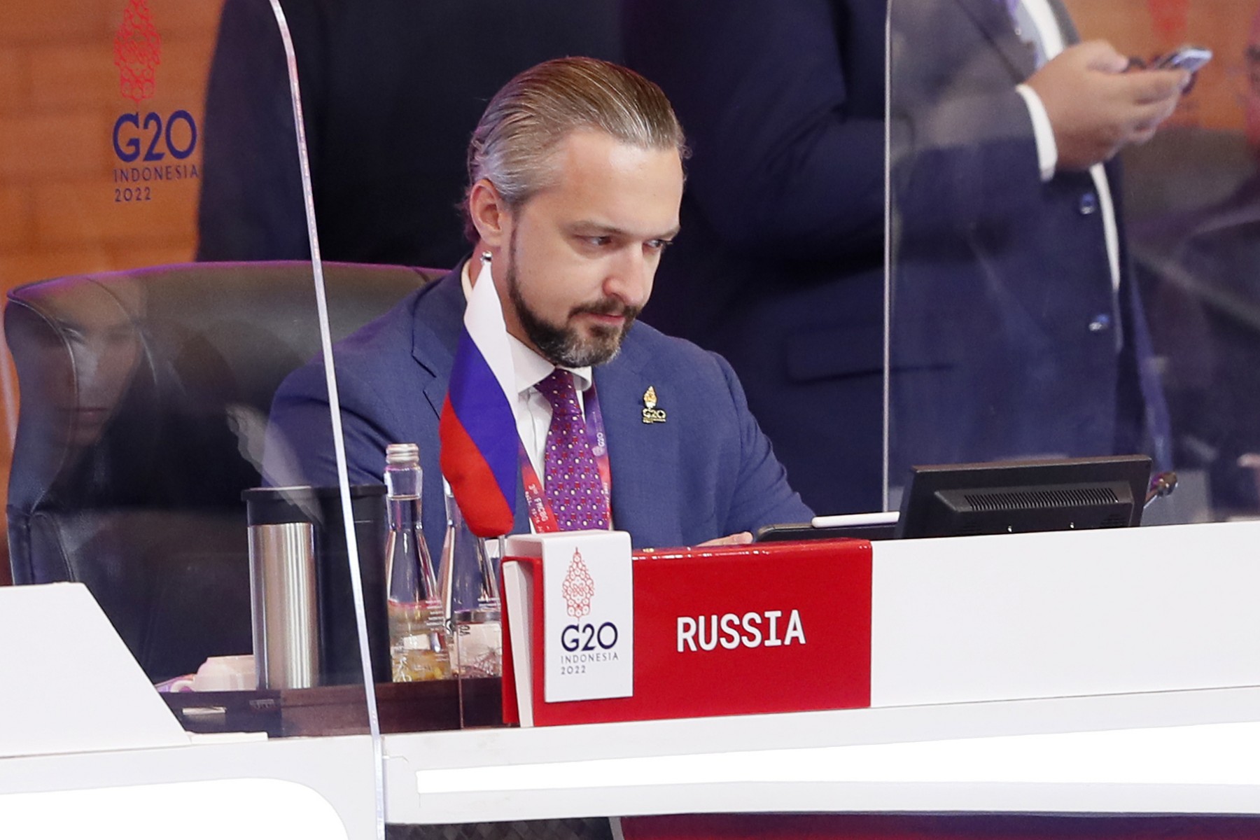 Ukraine: Moscou qualifié de «pyromane» et accusé de tirer des missiles depuis une centrale nucléaire