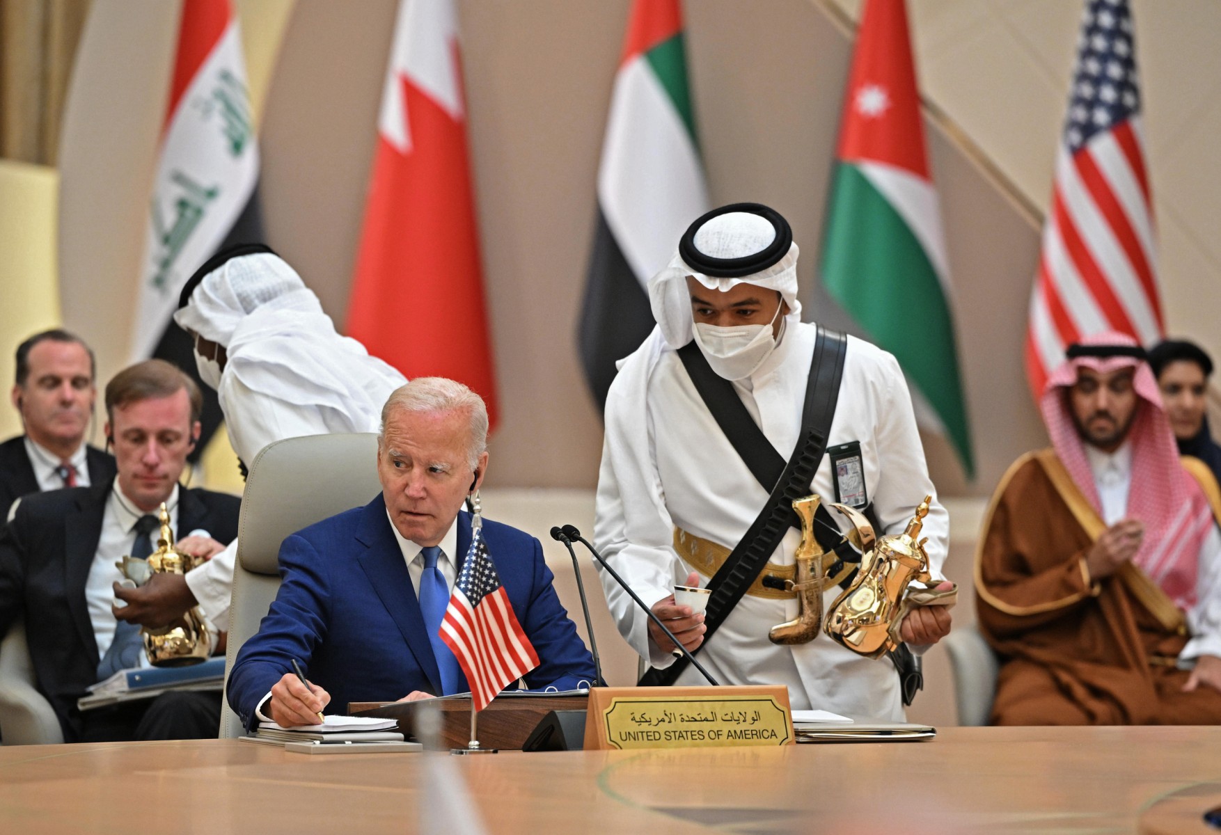 Le sommet de Djeddah: la restauration de l'ordre régional arabe