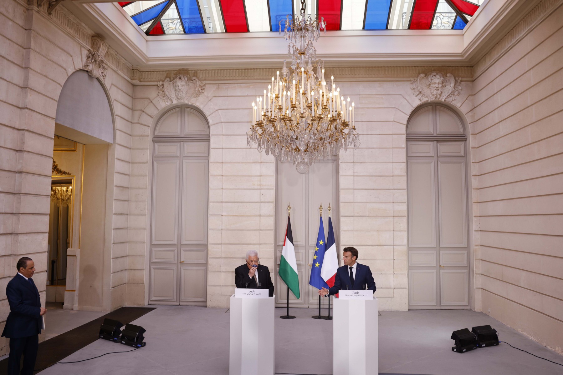 Macron à Abbas: « Pas d'autre alternative » que la paix au Proche-Orient