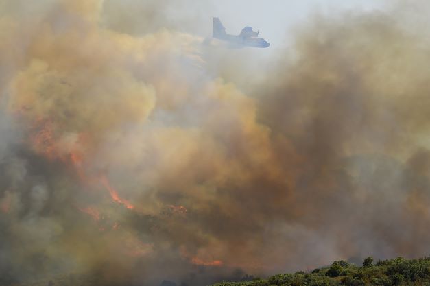 L'incendie dans les Alpes-de-Haute-Provence fixé, 300 hectares brûlés