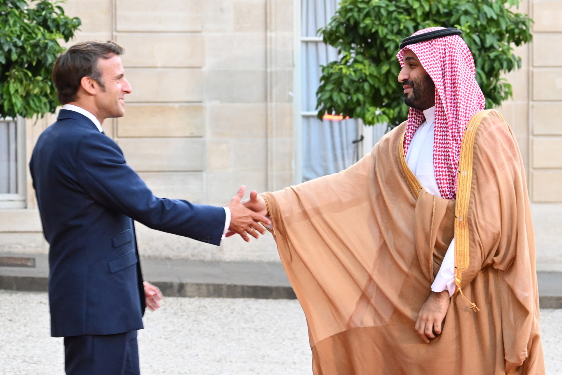 Entente cordiale: Mohammed ben Salmane reçu en grande pompe à l’Élysée