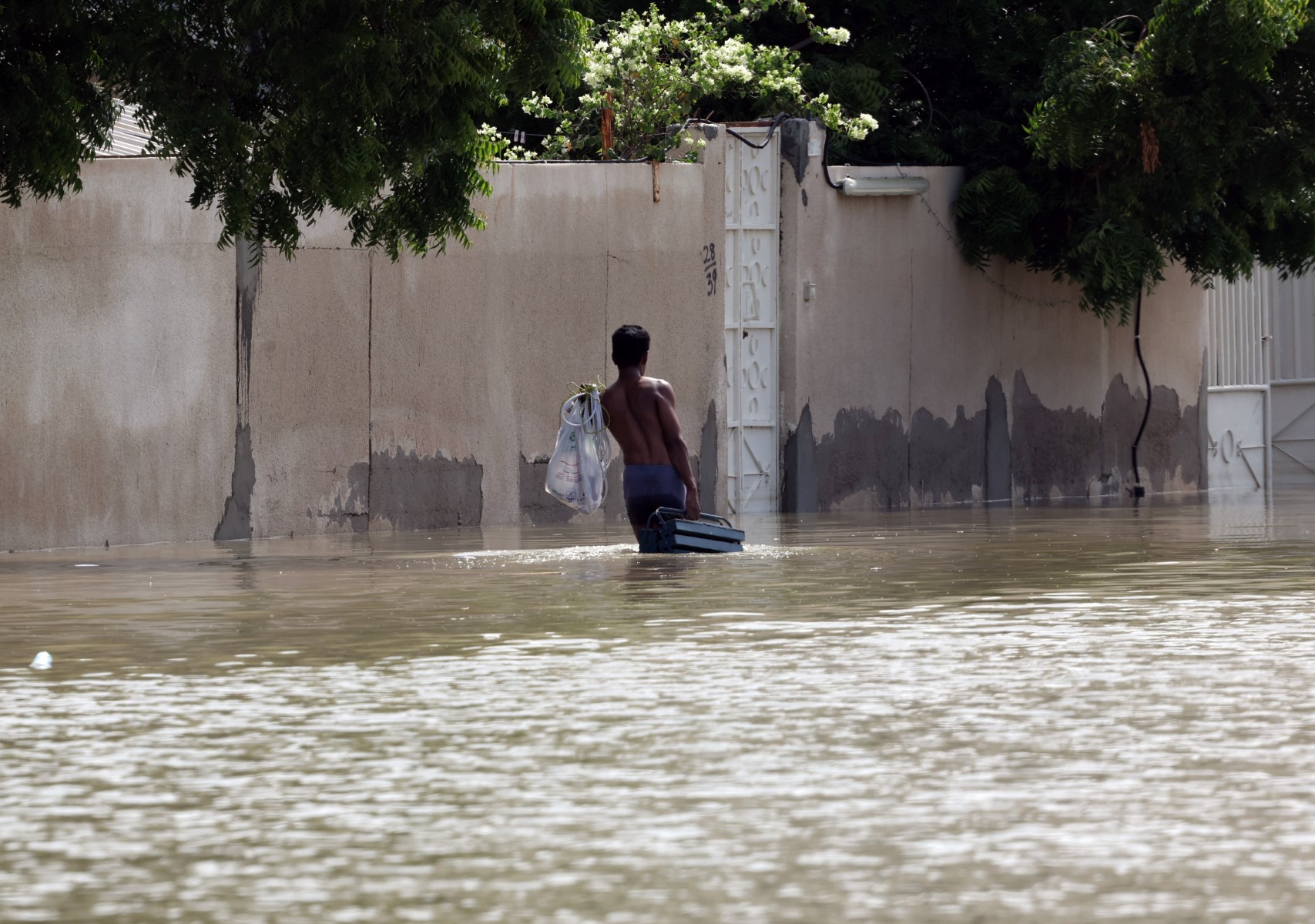 Neuf morts et de nombreux disparus dans des inondations en Ouganda