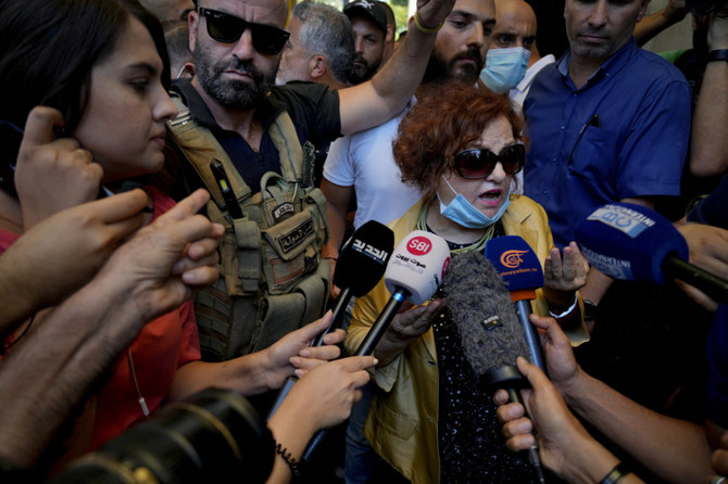 Liban: Menace de grève après le raid d'une juge controversée sur la banque centrale