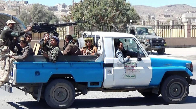 Les Houthis bombardent et assiègent injustement le village de Khubza au sud de Sanaa