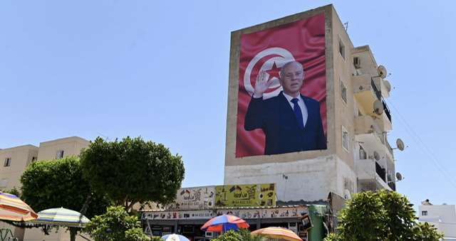 Tunisie: Le président Saied engrange un succès avec l'adoption de sa Constitution controversée