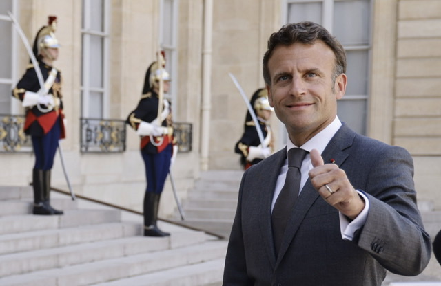 Révélation de liens privilégiés entre Macron et Uber, indignation à gauche