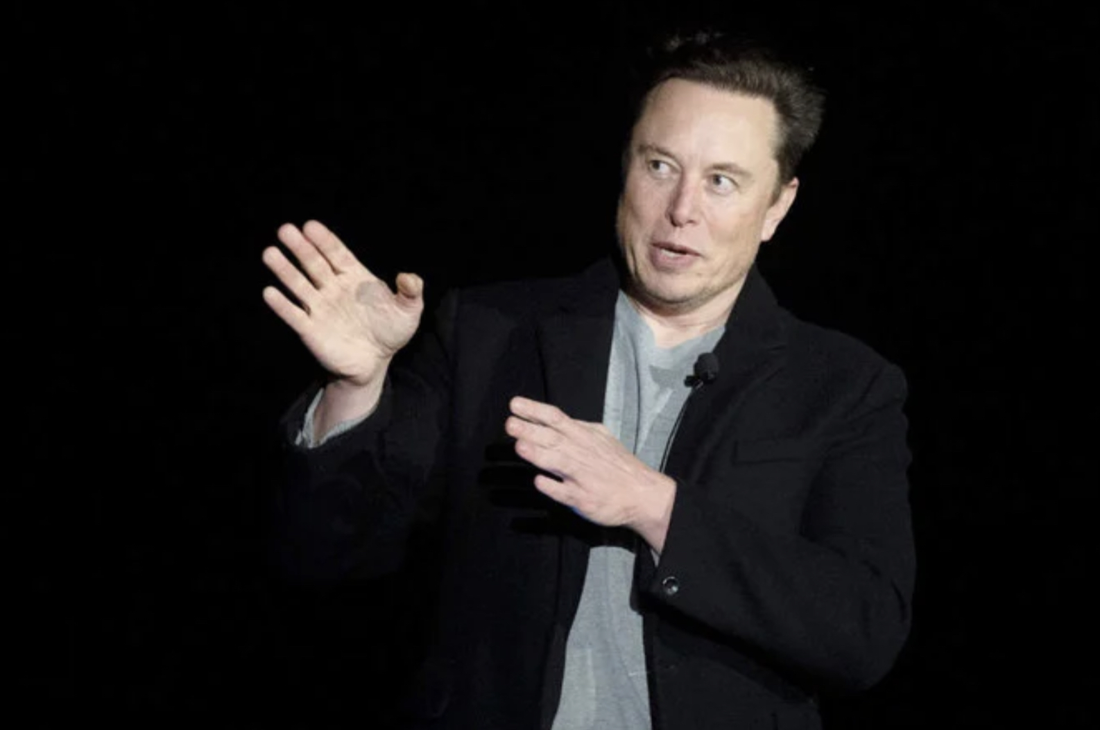 Elon Musk prévoit de contre-attaquer en justice Twitter