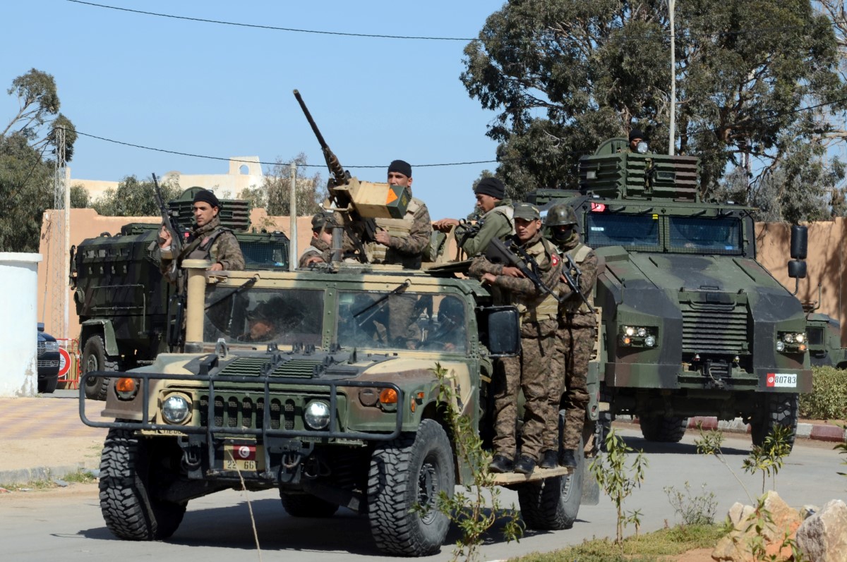 Tunisie: un soldat tué dans un affrontement avec des contrebandiers