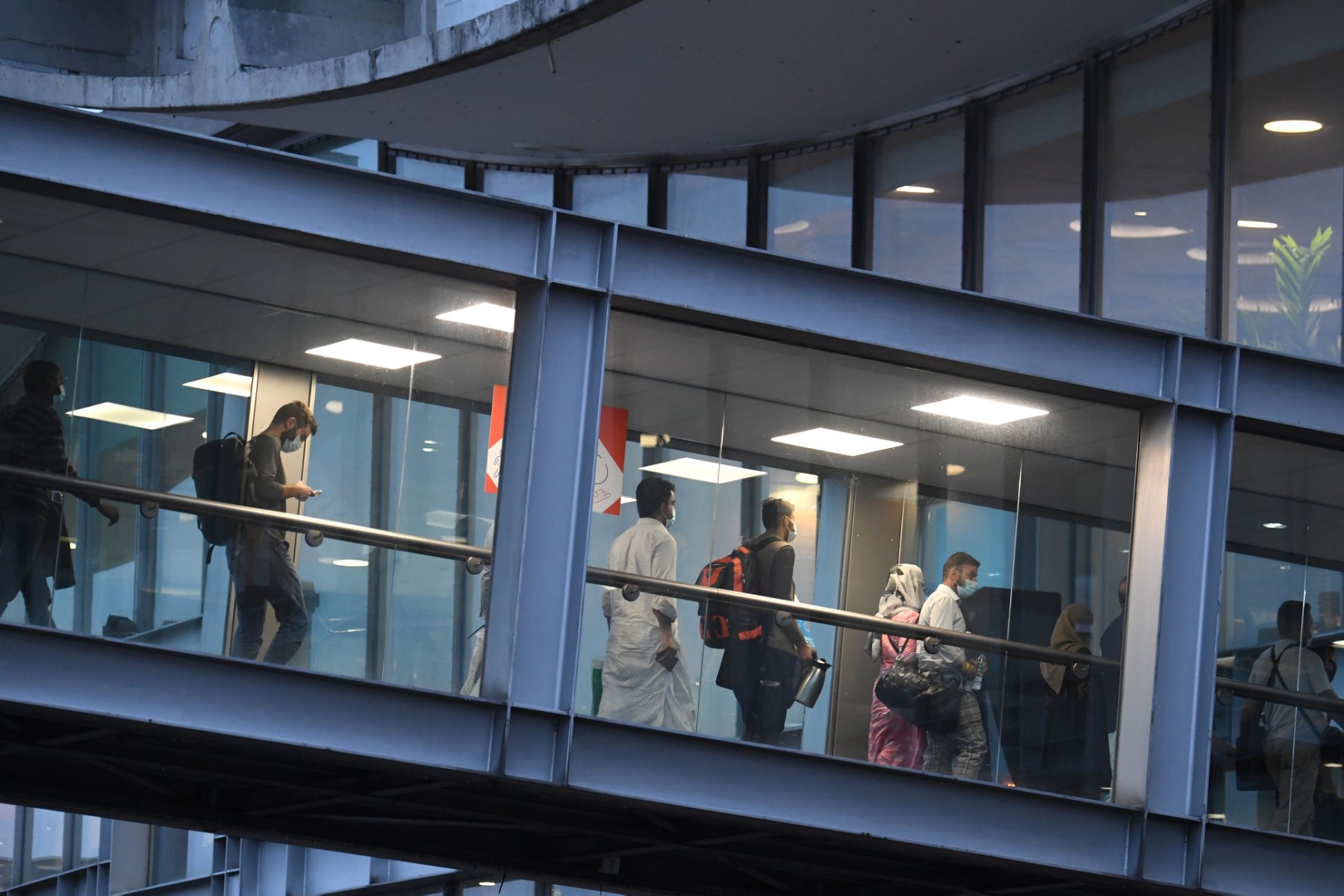 Aéroports: Nouvelles grèves à l'orée de la haute saison