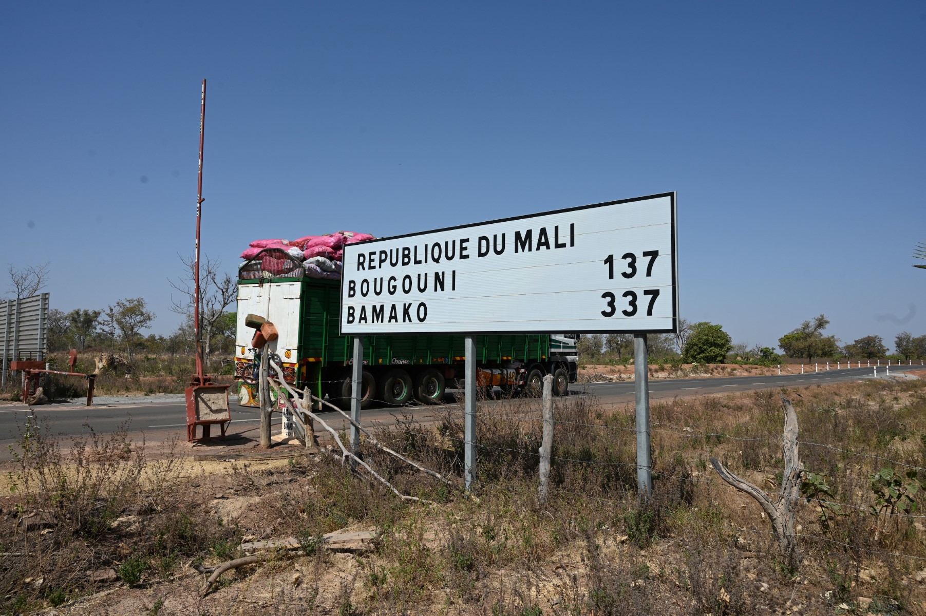 La Cédéao lève les sanctions économiques au Mali, accord pour deux ans de transition au Burkina