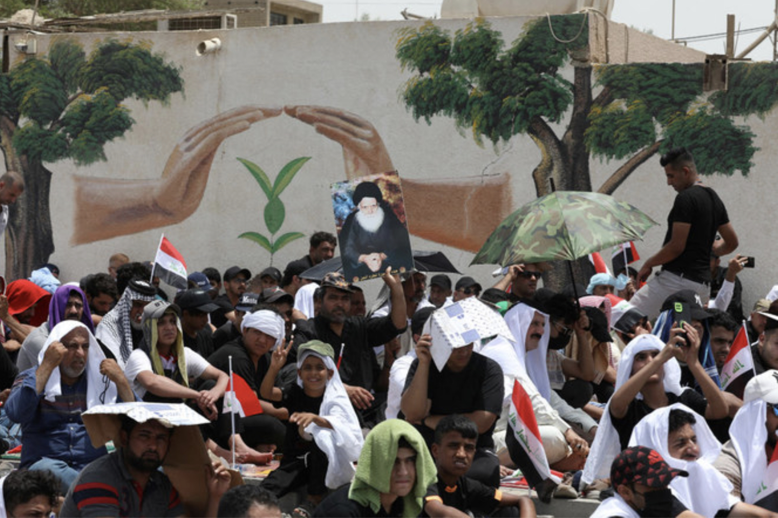 Irak: Prière collective avec des milliers de partisans de Sadr