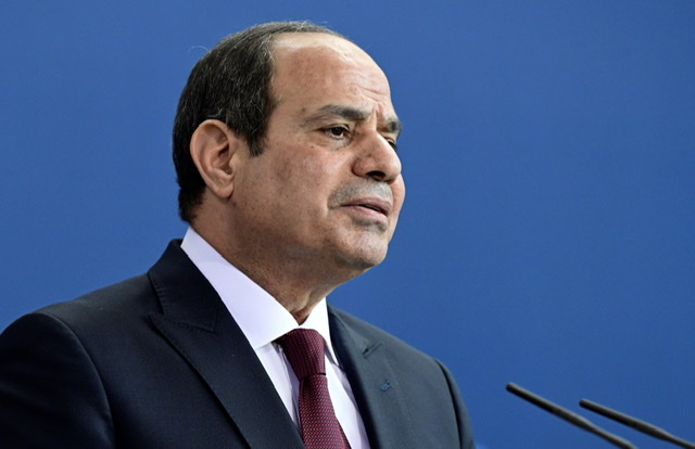 Égypte: Grâce présidentielle pour 8 condamnés dont un journaliste