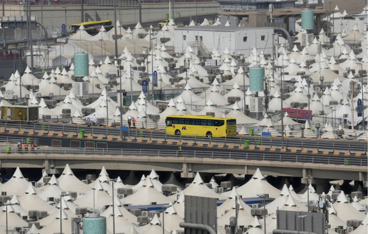 Le Parlement arabe salue les efforts de l’Arabie saoudite pour faciliter le service des pèlerins du Hajj