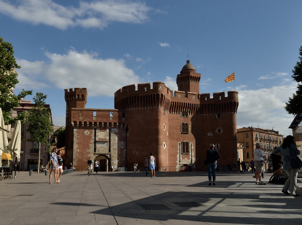 Vue du Castillet de Perpignan (Photo : @perpignantourisme)