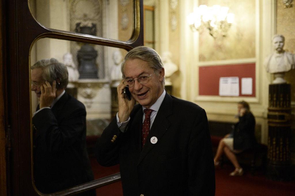 Philippe Marini, maire LR de Compiègne, mis en examen dans un dossier de corruption