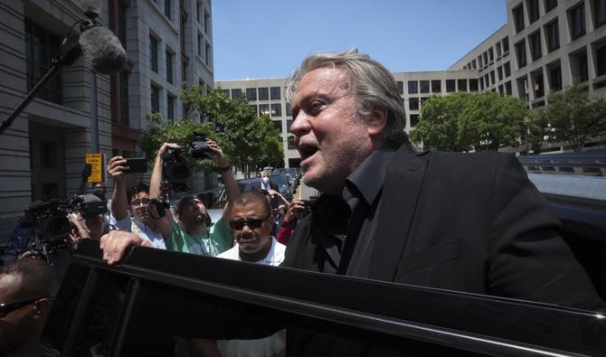 Steve Bannon, proche de Trump, jugé pour son refus de coopérer à l'enquête sur l'attaque du Capitole