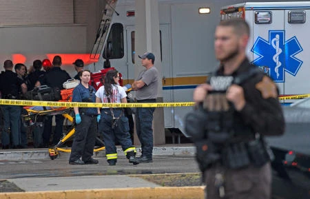 USA: 3 morts lors d'une fusillade dans un centre commercial