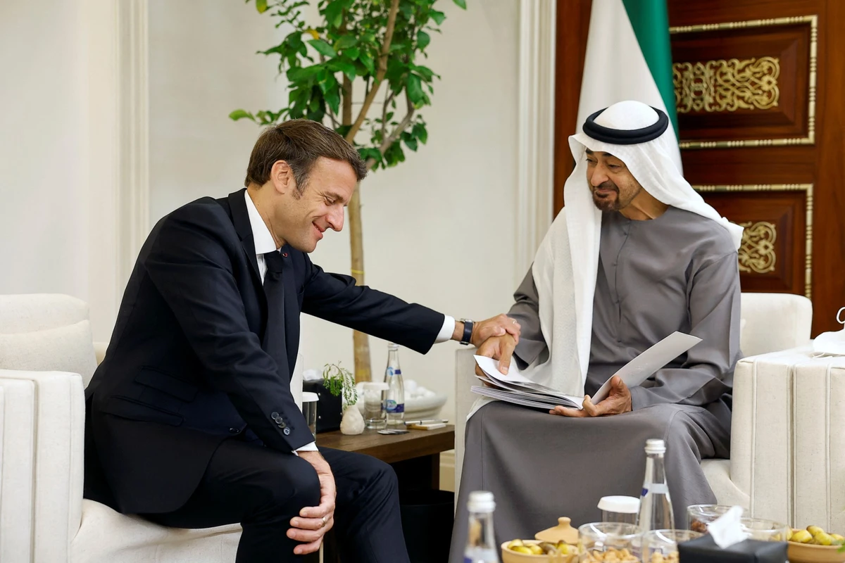 Mohammed ben Zayed en France: «Un geste fort et symbolique» selon l’Élysée