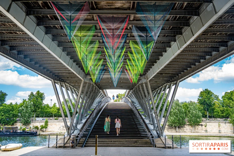 «Sens Dessus Dessous» : les ponts de Paris devenu un bel espace de balade