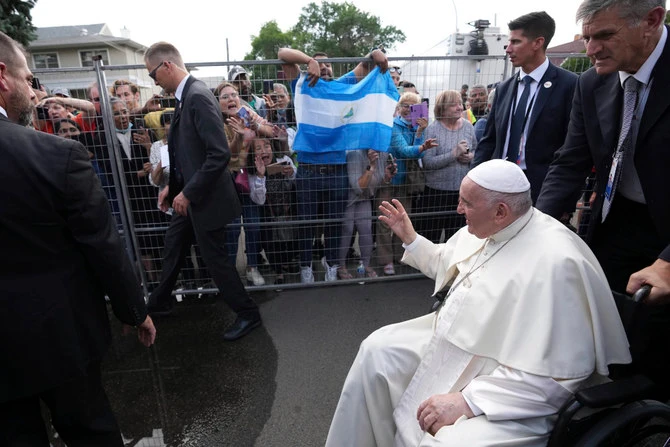 Canada: Après les excuses, le pape sur les lieux d'un pélerinage sacré pour les autochtones