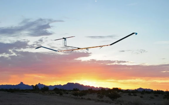 Record de vol pour le Zephyr d'Airbus