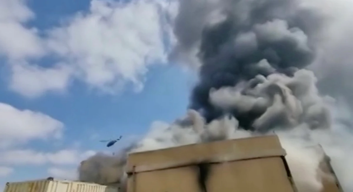 Dans le sud du Liban, un incendie désastreux dans une usine de tapis